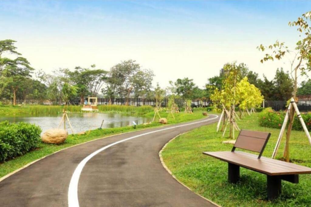 Marigold Apartment Nava Park Central Bsd Tangerang Bagian luar foto